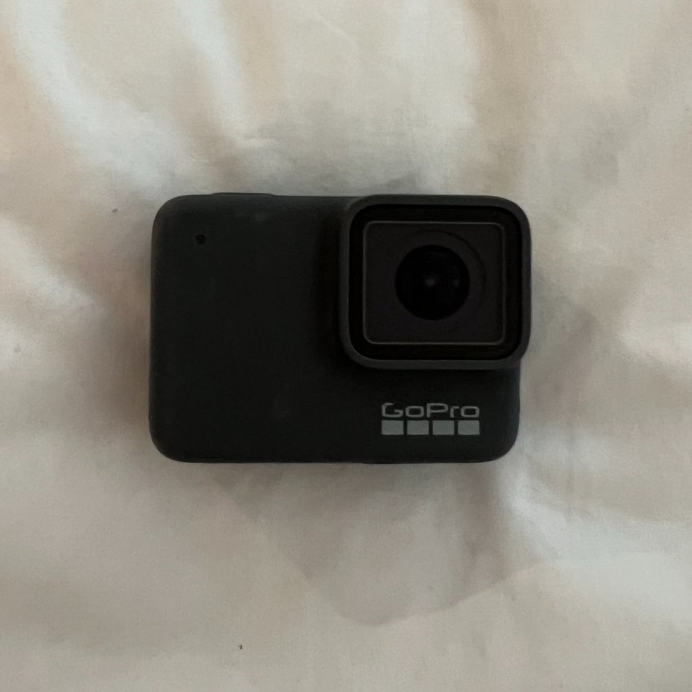 GoPro Camera Hero7 Silver with underwater housing! GREAT condition!